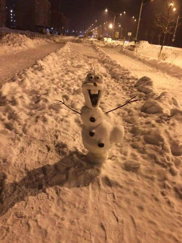happy_snowman.jpg