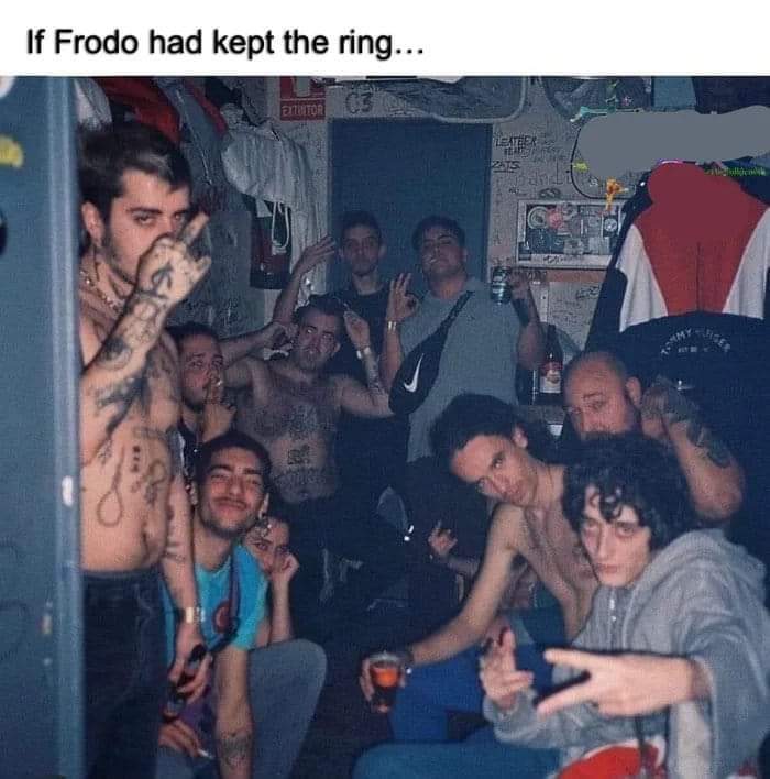 if_frodo_had_kept_the_ring.jpg