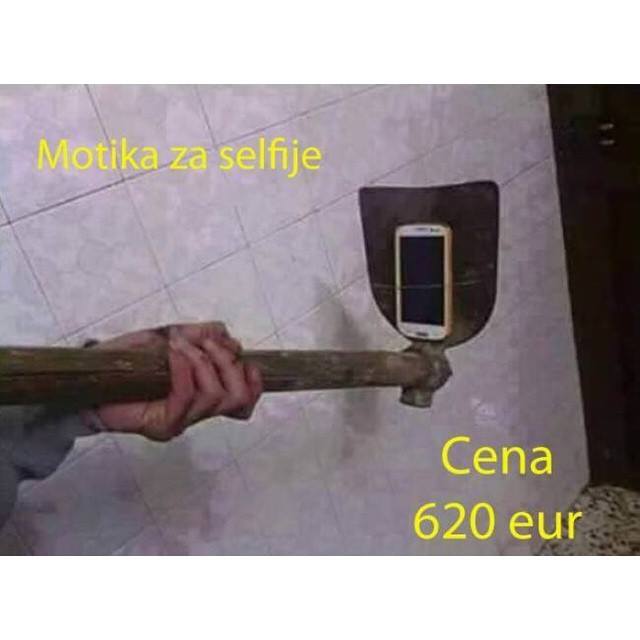 motika_za_selfie.jpg