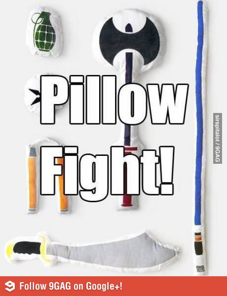 pillow_fight_2.jpg