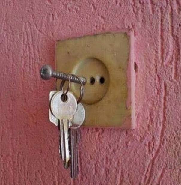 security_key_holder.jpg