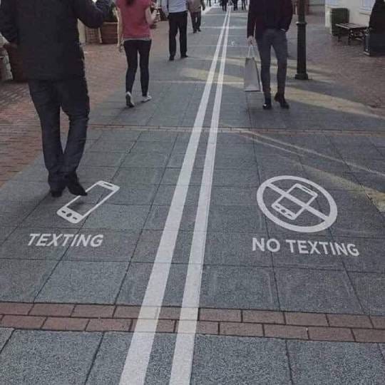 texting_no_texting_lanes.jpg