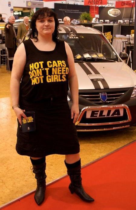 hot_cars_and_hot_girls.jpg