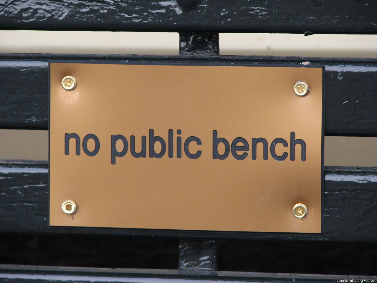 no_public_bench.jpg