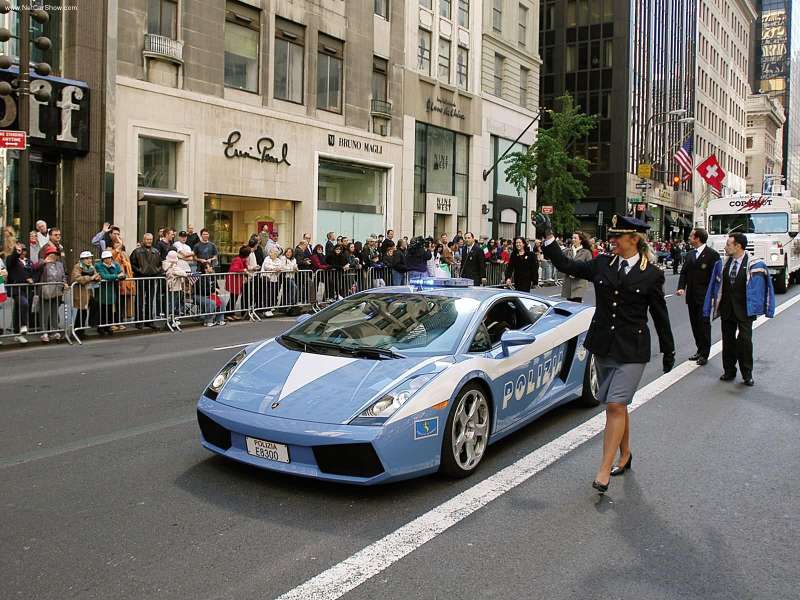Lamborghini-Gallardo_Police_Car_2004_800x600_wallpaper_03.jpg
