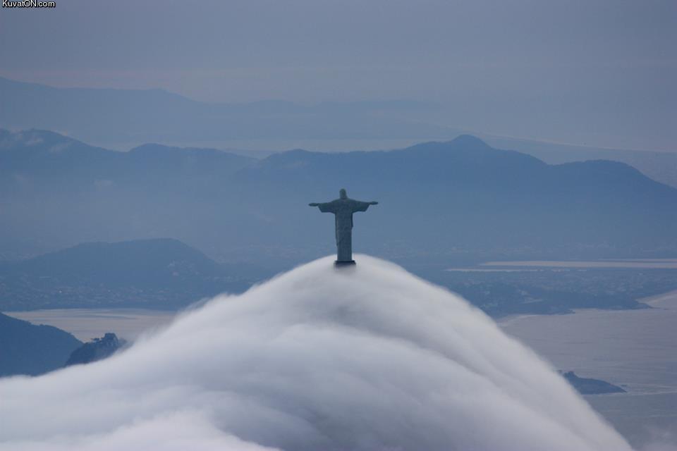clouds_over_rio.jpg