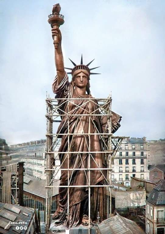 how_it_may_have_looked_the_statue_of_liberty_before_oxidation-colored.jpg