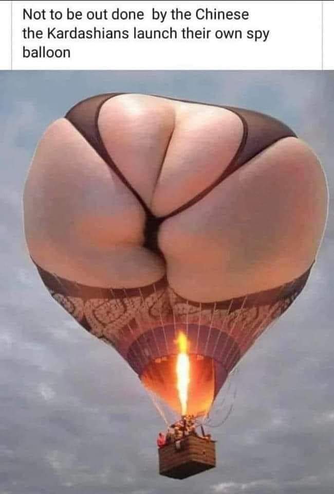 kardashians_spy_balloon.jpg