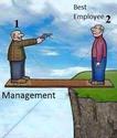 management-vs-best-employee