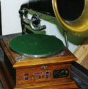 gramofon-CREATIVE-RC3452