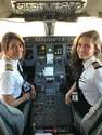 first-mother-daughter-pilots-pair